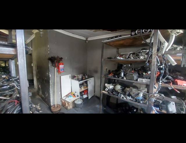 BUSINESS FOR SALE IN PRETORIA WEST